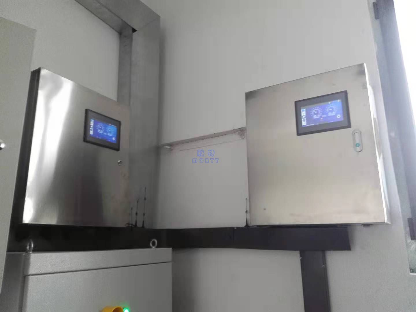 為甘肅食品檢驗(yàn)研究院安裝恒溫恒濕系統(tǒng)驗(yàn)收合格(圖2)